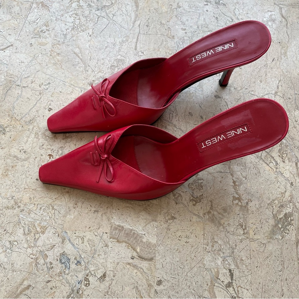 Red Leather Slip On Mule Bow Nine West Size 9.5 M